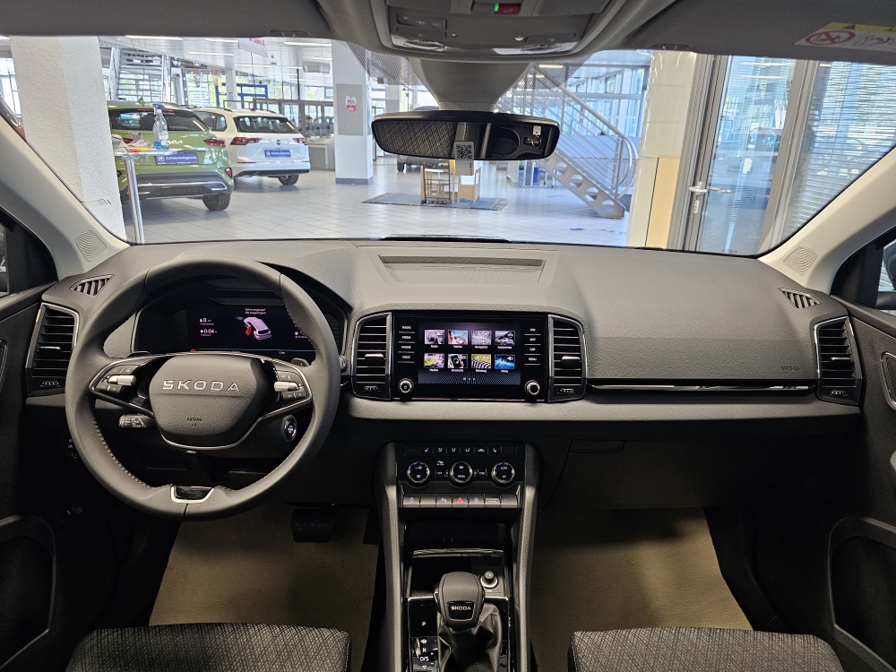 Skoda Karoq bei Hoffmann Automobile in Wolfsburg kaufen und sofort mitnehmen - Bild 9