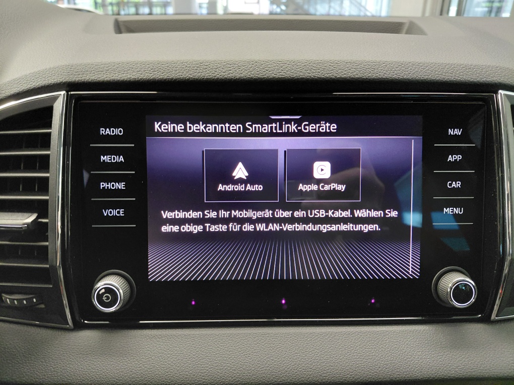 Skoda Karoq bei Hoffmann Automobile in Wolfsburg kaufen und sofort mitnehmen - Bild 14