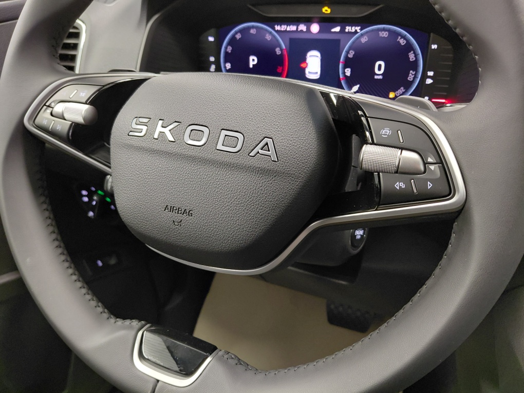 Skoda Karoq bei Hoffmann Automobile in Wolfsburg kaufen und sofort mitnehmen - Bild 16