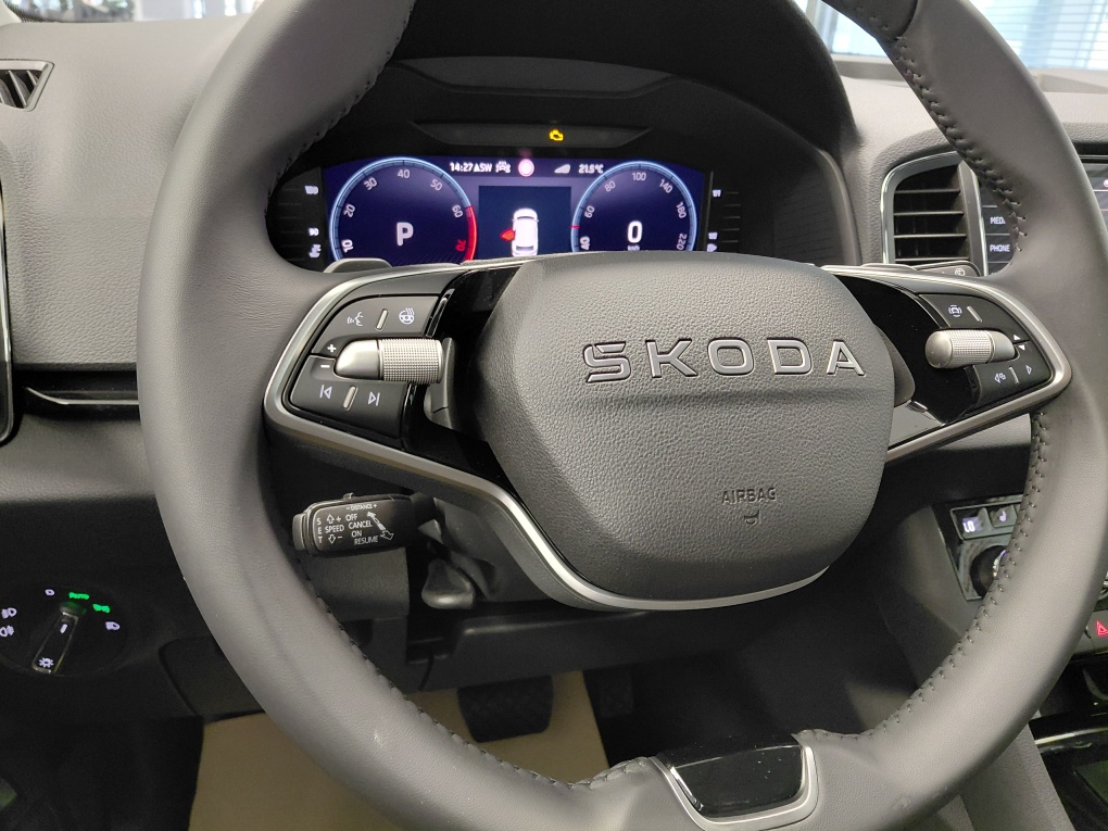 Skoda Karoq bei Hoffmann Automobile in Wolfsburg kaufen und sofort mitnehmen - Bild 17