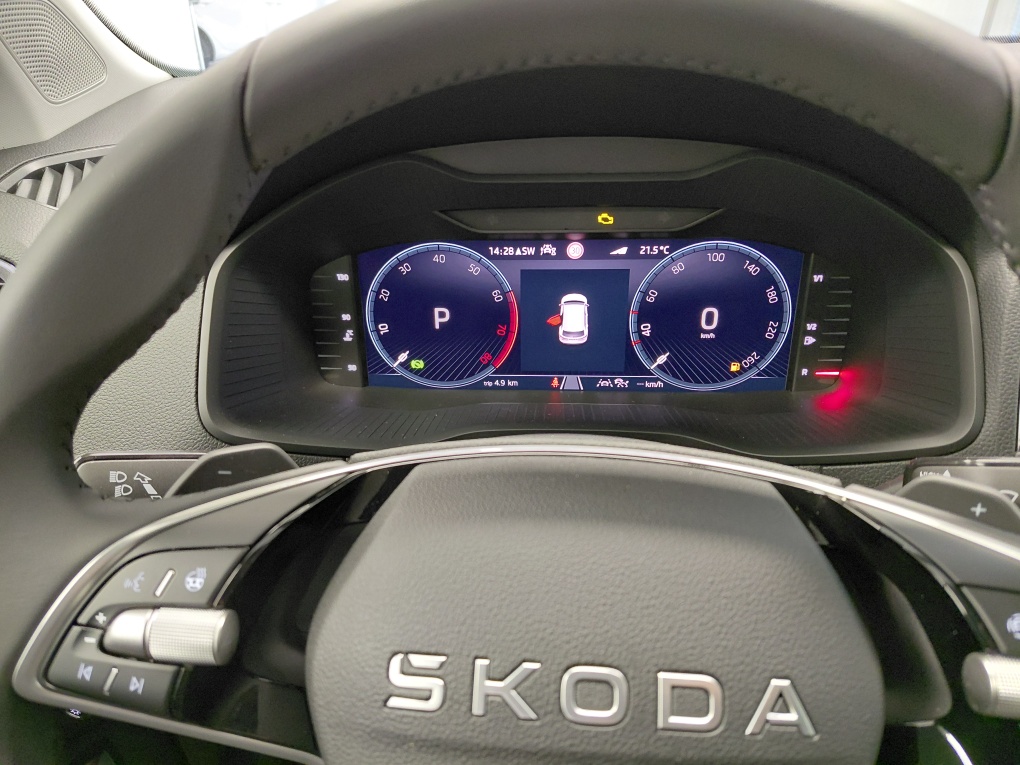 Skoda Karoq bei Hoffmann Automobile in Wolfsburg kaufen und sofort mitnehmen - Bild 18