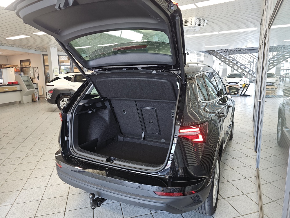 Skoda Karoq bei Hoffmann Automobile in Wolfsburg kaufen und sofort mitnehmen - Bild 2