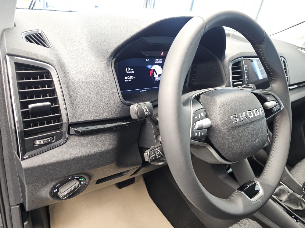 Skoda Karoq bei Hoffmann Automobile in Wolfsburg kaufen und sofort mitnehmen - Bild 25