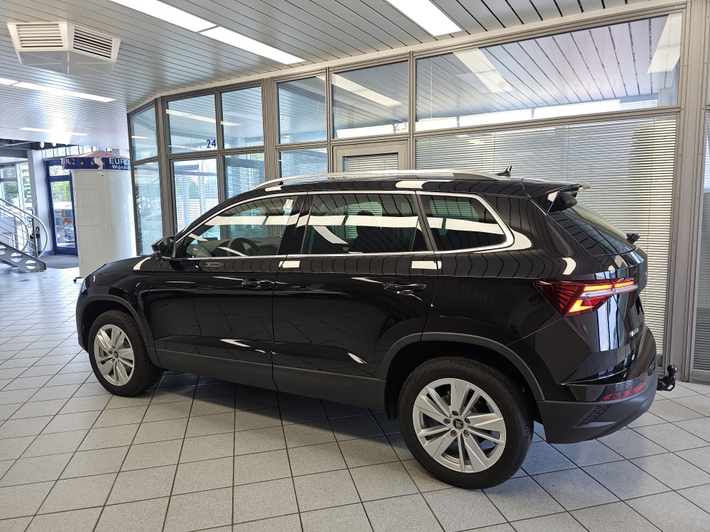 Skoda Karoq bei Hoffmann Automobile in Wolfsburg kaufen und sofort mitnehmen - Bild 29