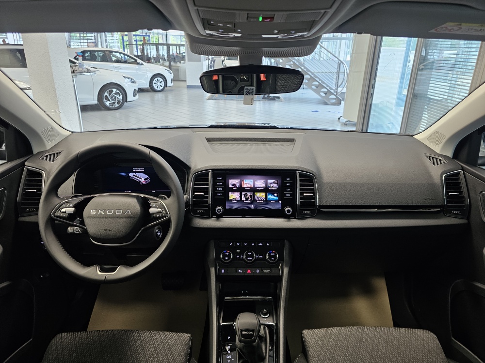 Skoda Karoq bei Hoffmann Automobile in Wolfsburg kaufen und sofort mitnehmen - Bild 9