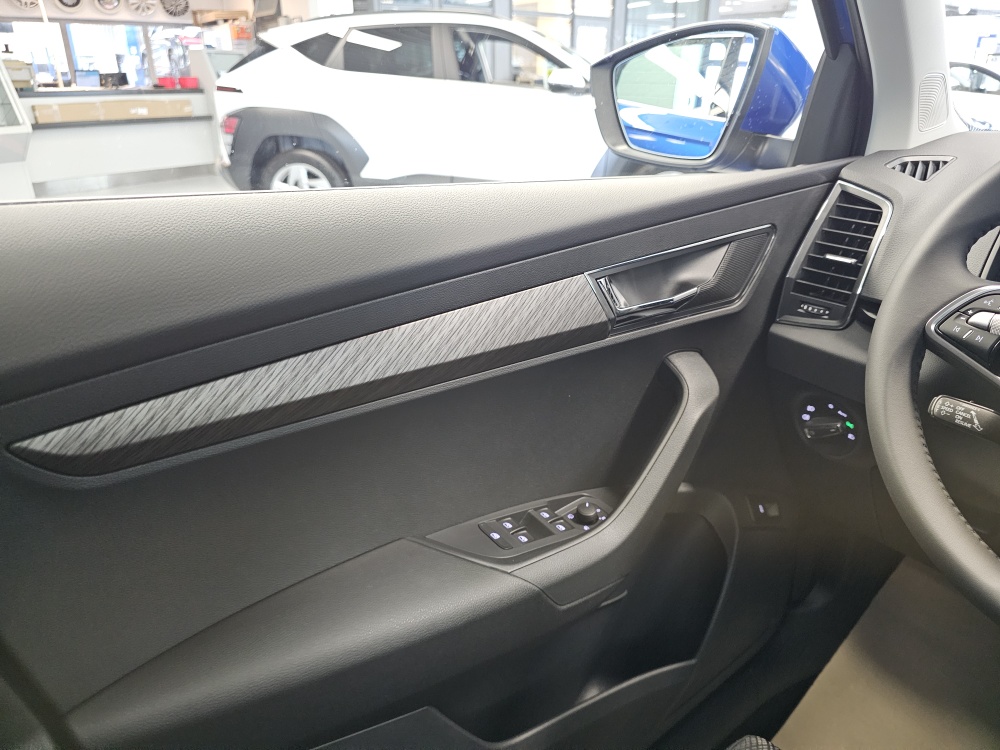 Skoda Karoq bei Hoffmann Automobile in Wolfsburg kaufen und sofort mitnehmen - Bild 23