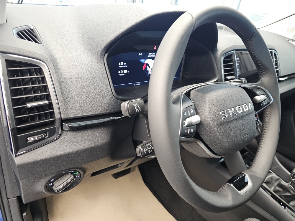 Skoda Karoq bei Hoffmann Automobile in Wolfsburg kaufen und sofort mitnehmen - Bild 25