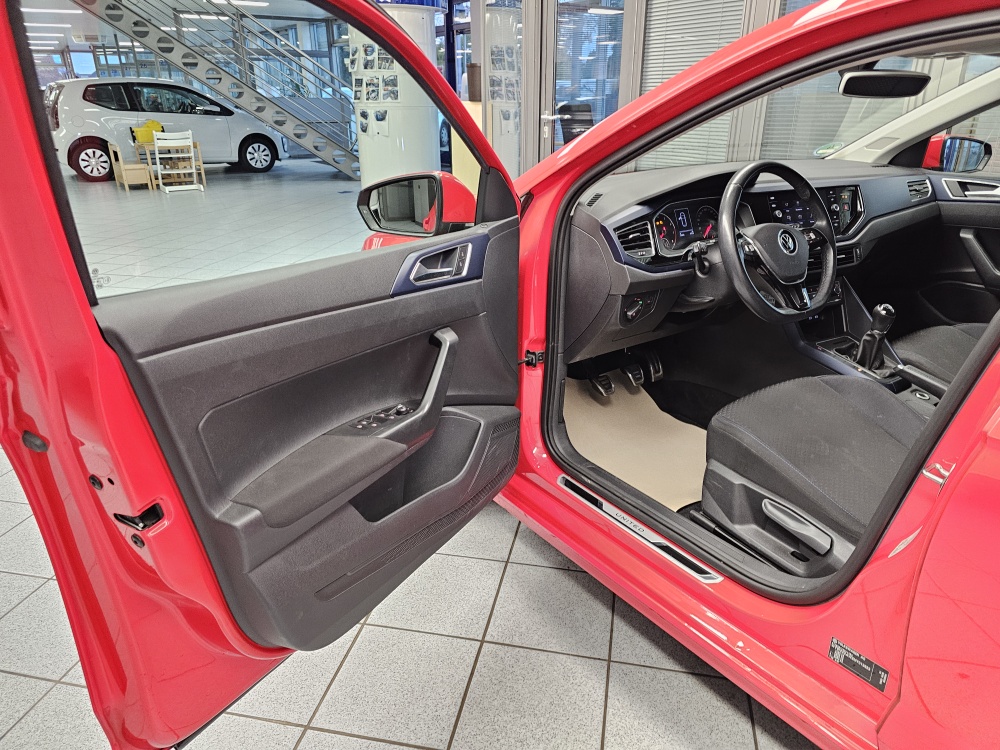 VW Polo  bei Hoffmann Automobile in Wolfsburg kaufen und sofort mitnehmen - Bild 22