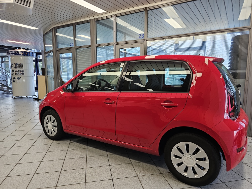 VW up!  bei Hoffmann Automobile in Wolfsburg kaufen und sofort mitnehmen - Bild 18