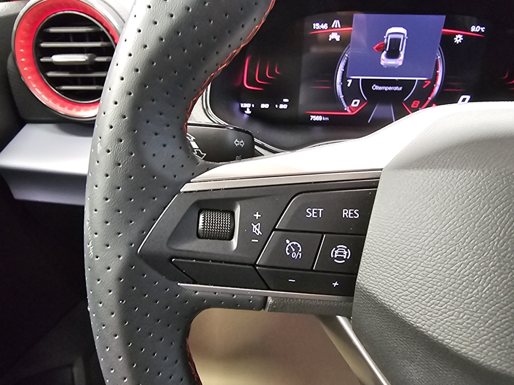 Seat Arona  bei Hoffmann Automobile in Wolfsburg kaufen und sofort mitnehmen - Bild 19