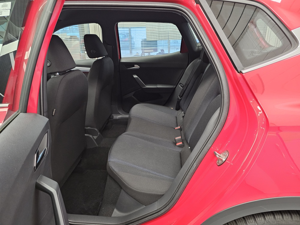 Seat Arona  bei Hoffmann Automobile in Wolfsburg kaufen und sofort mitnehmen - Bild 4