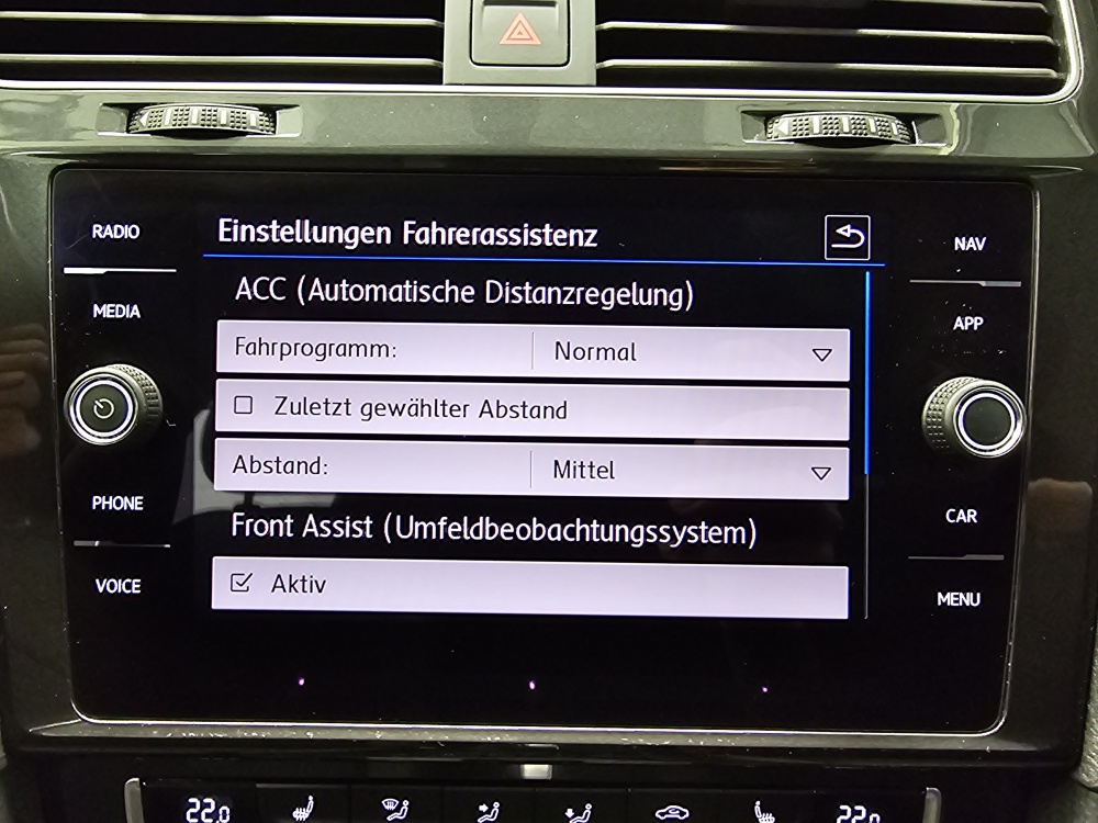 VW Golf Variant  bei Hoffmann Automobile in Wolfsburg kaufen und sofort mitnehmen - Bild 13