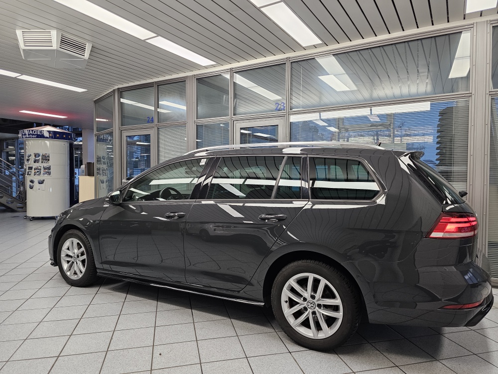 VW Golf Variant  bei Hoffmann Automobile in Wolfsburg kaufen und sofort mitnehmen - Bild 26