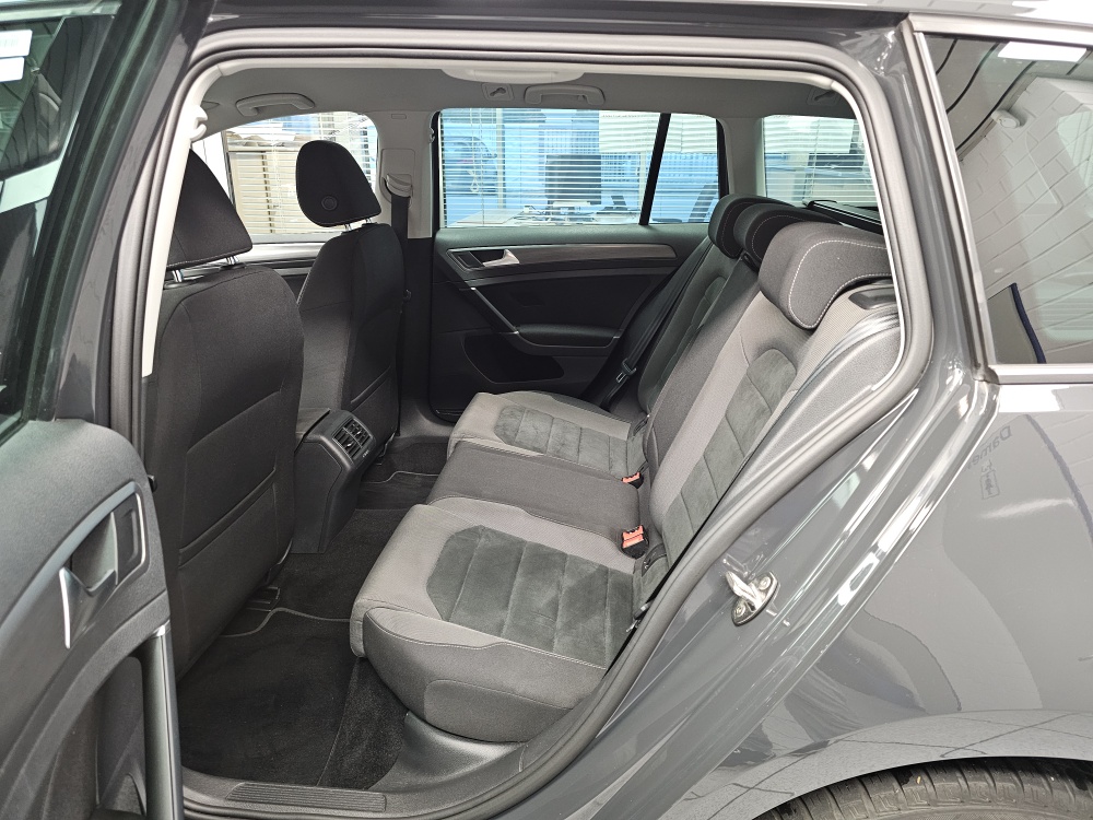 VW Golf Variant  bei Hoffmann Automobile in Wolfsburg kaufen und sofort mitnehmen - Bild 4