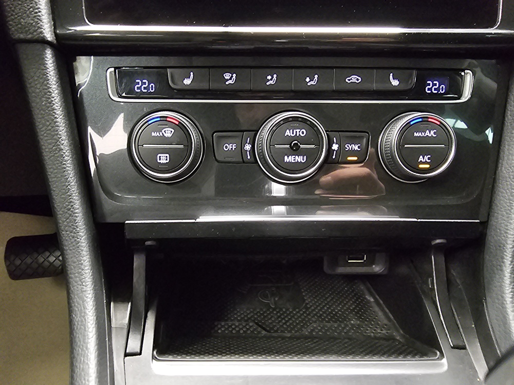 VW Golf Variant  bei Hoffmann Automobile in Wolfsburg kaufen und sofort mitnehmen - Bild 8