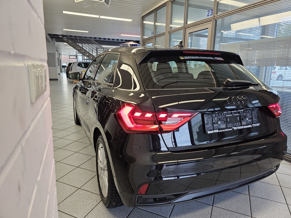 Audi A1 Sportback  bei Hoffmann Automobile in Wolfsburg kaufen und sofort mitnehmen - Bild 3