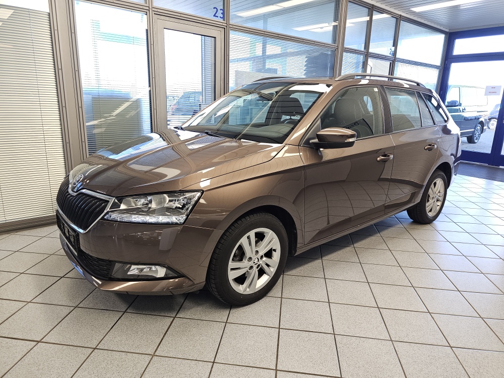 Skoda Fabia Combi Ambition für nur 12.900,- € bei Hoffmann Automobile in Wolfsburg kaufen und sofort mitnehmen