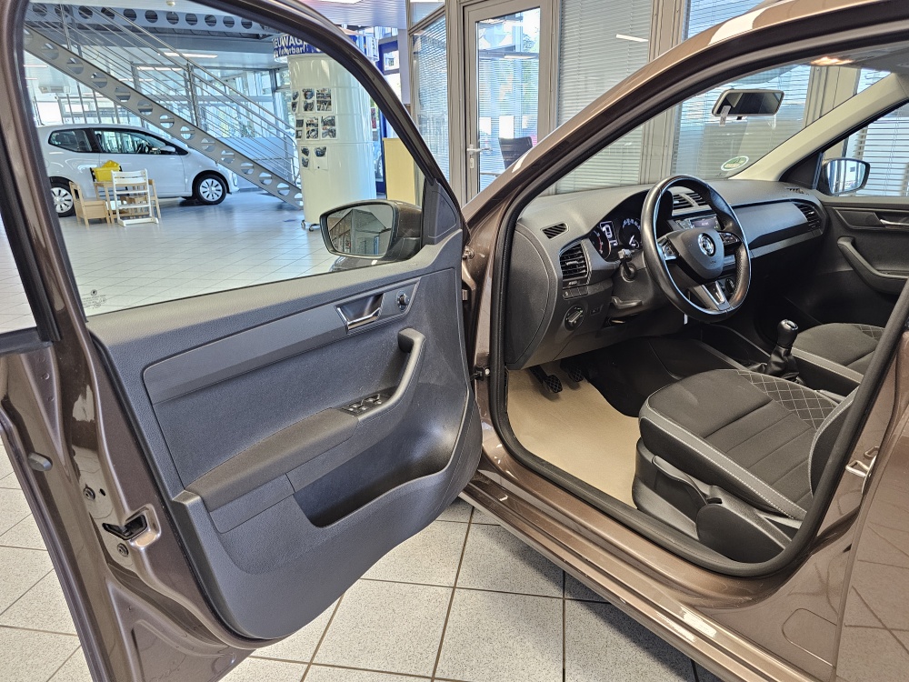 Skoda Fabia Combi  bei Hoffmann Automobile in Wolfsburg kaufen und sofort mitnehmen - Bild 19