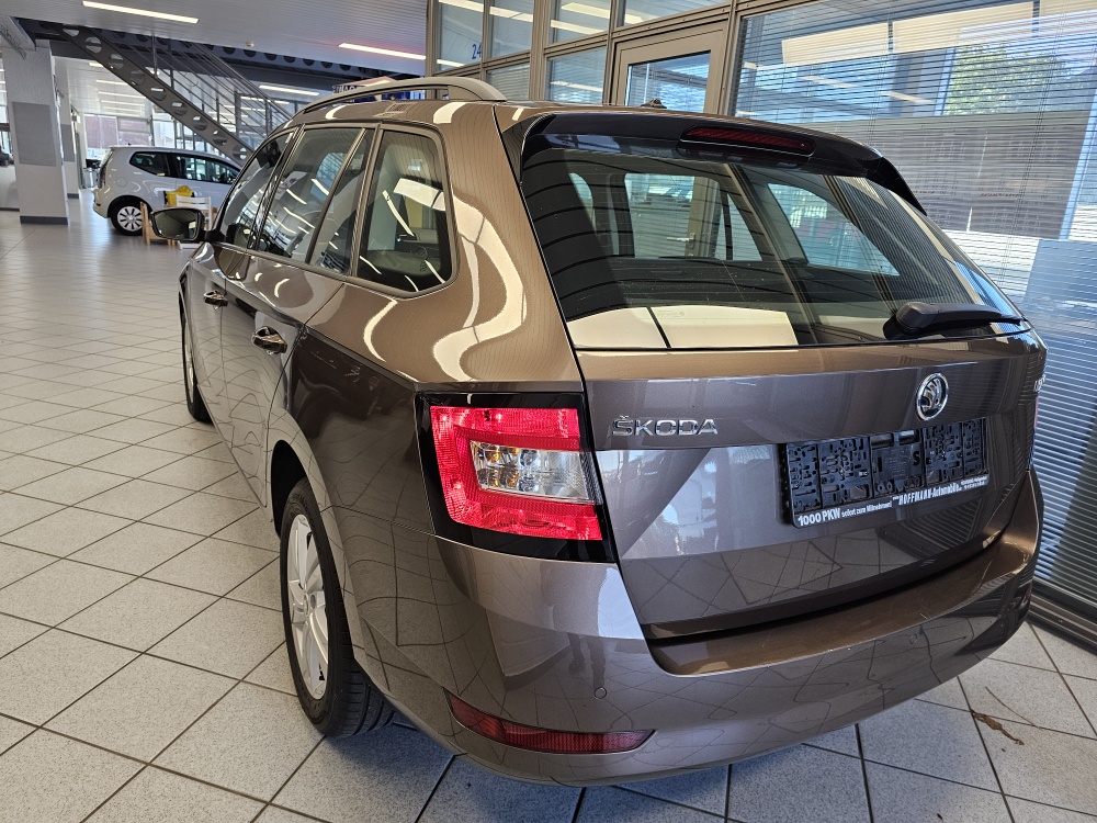 Skoda Fabia Combi  bei Hoffmann Automobile in Wolfsburg kaufen und sofort mitnehmen - Bild 3