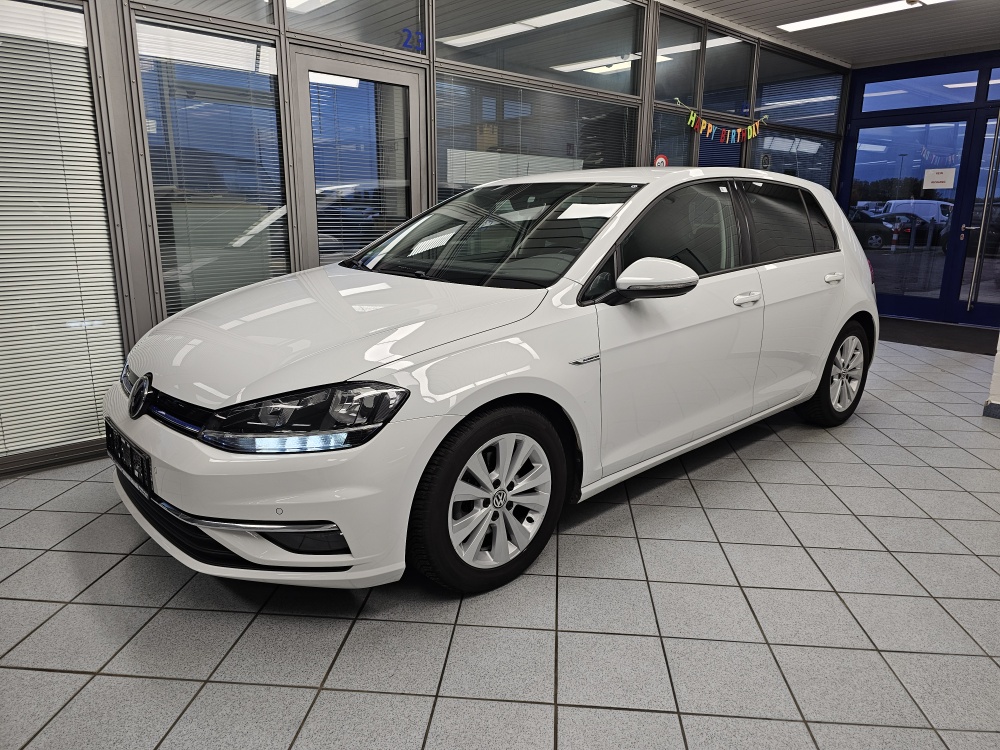 VW Golf Comfortline für nur 15.750,- € bei Hoffmann Automobile in Wolfsburg kaufen und sofort mitnehmen