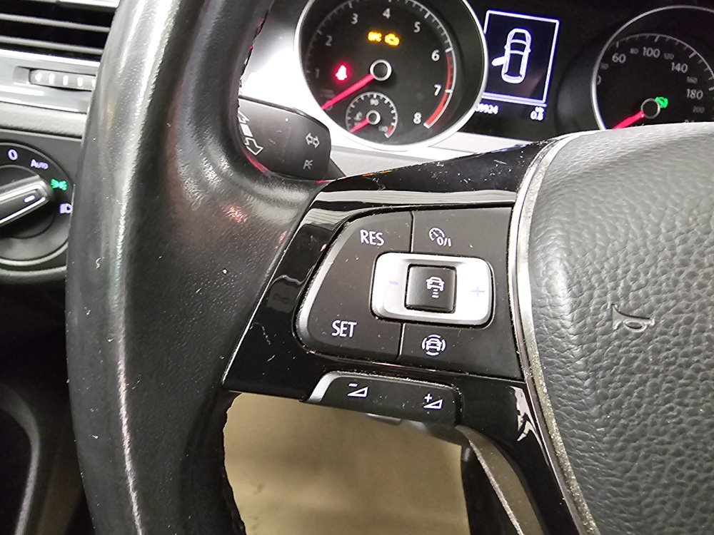 VW Golf  bei Hoffmann Automobile in Wolfsburg kaufen und sofort mitnehmen - Bild 18