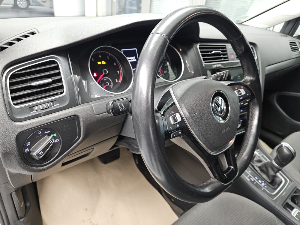 VW Golf  bei Hoffmann Automobile in Wolfsburg kaufen und sofort mitnehmen - Bild 21