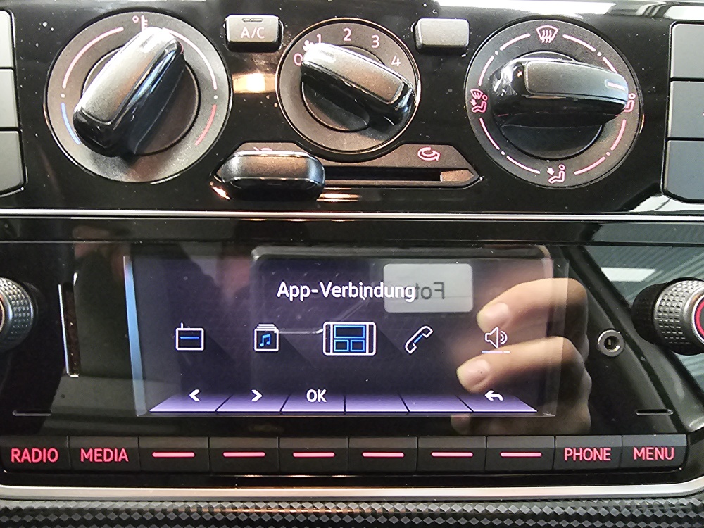 VW up!  bei Hoffmann Automobile in Wolfsburg kaufen und sofort mitnehmen - Bild 11