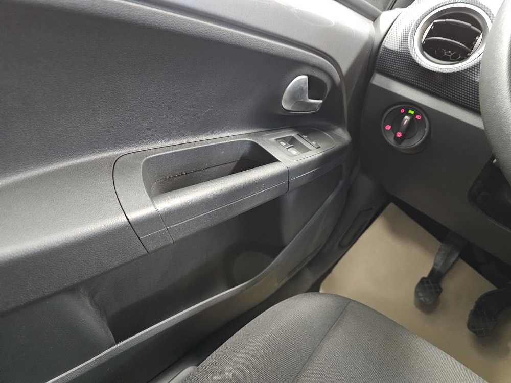 VW up!  bei Hoffmann Automobile in Wolfsburg kaufen und sofort mitnehmen - Bild 12