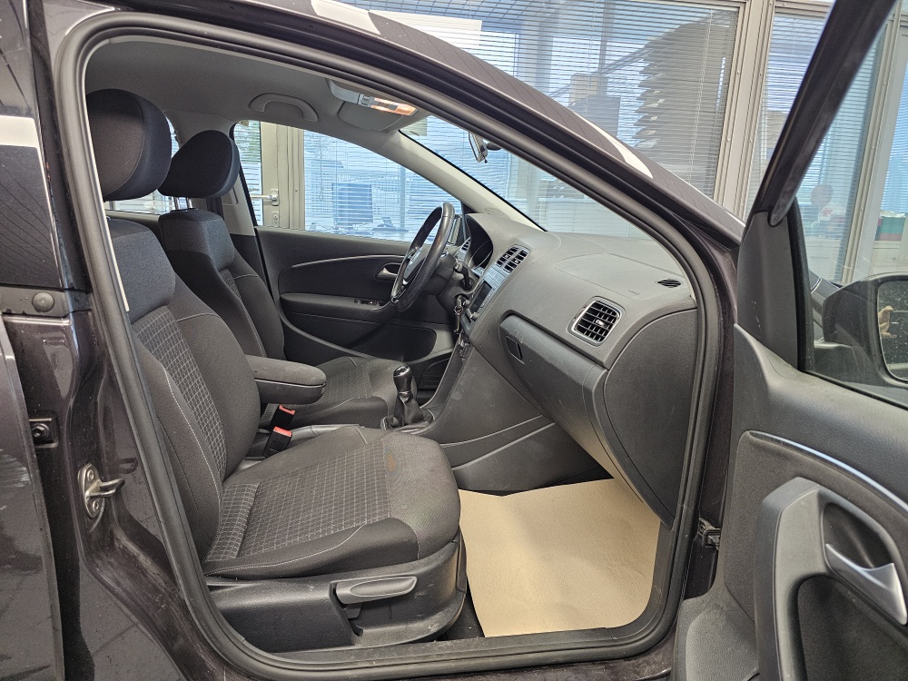 VW Polo  bei Hoffmann Automobile in Wolfsburg kaufen und sofort mitnehmen - Bild 16