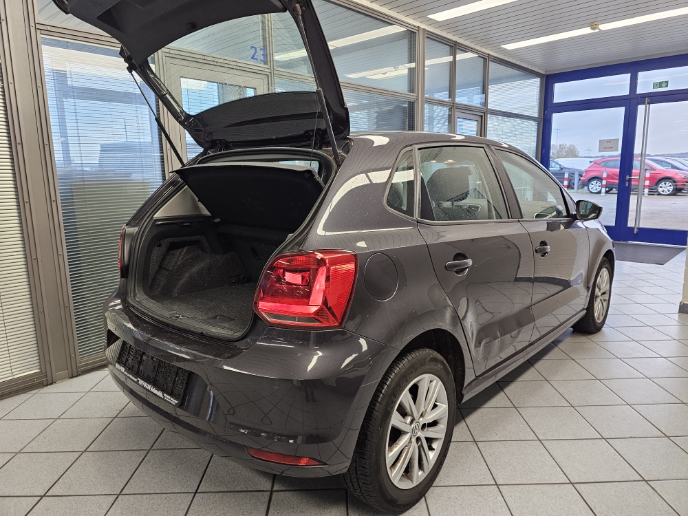 VW Polo  bei Hoffmann Automobile in Wolfsburg kaufen und sofort mitnehmen - Bild 2