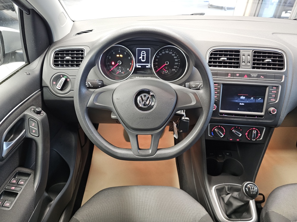 VW Polo  bei Hoffmann Automobile in Wolfsburg kaufen und sofort mitnehmen - Bild 17