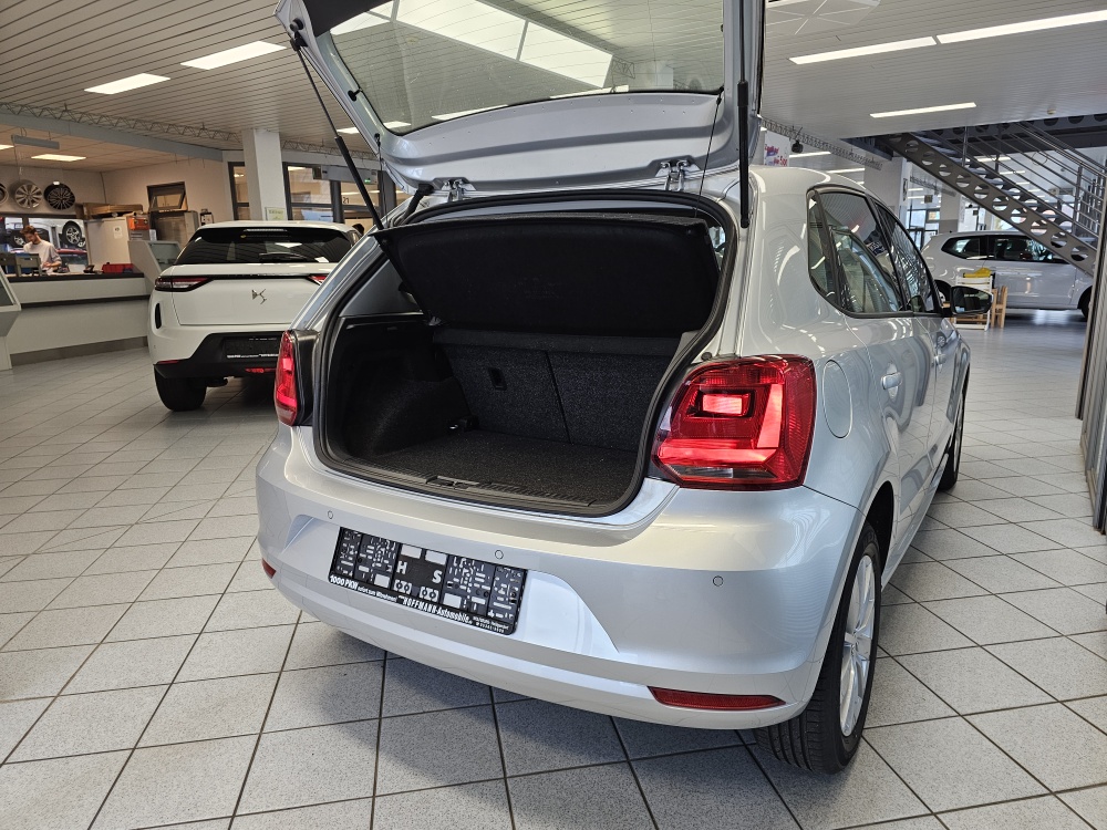 VW Polo  bei Hoffmann Automobile in Wolfsburg kaufen und sofort mitnehmen - Bild 2