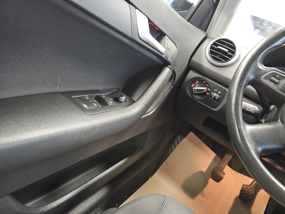 Audi A3 Sportback  bei Hoffmann Automobile in Wolfsburg kaufen und sofort mitnehmen - Bild 12