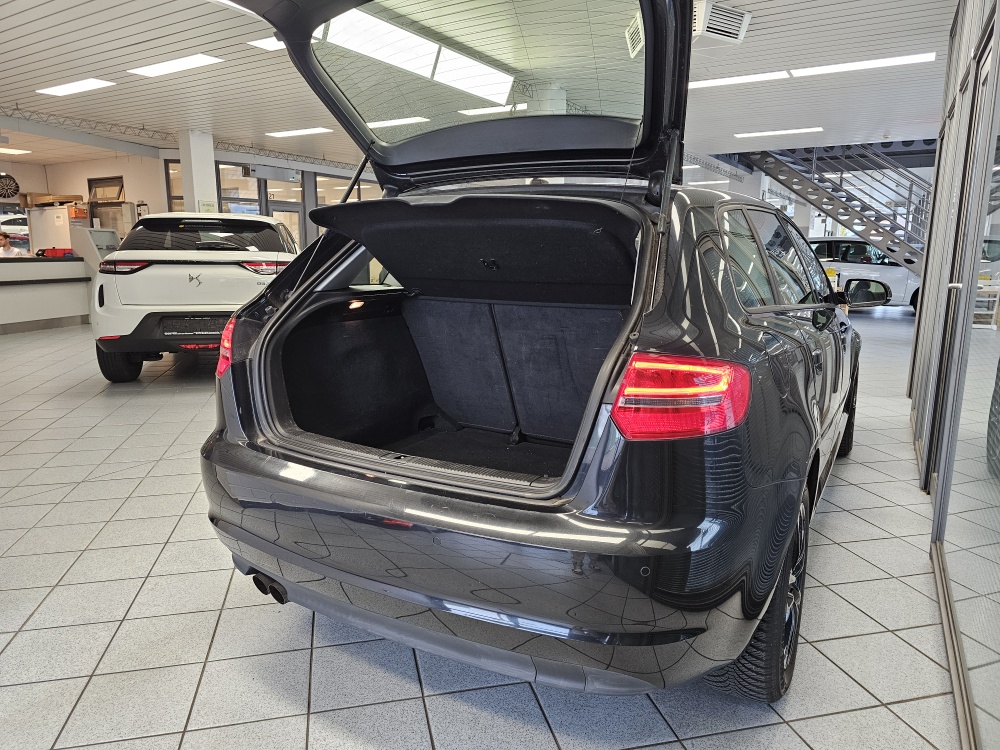 Audi A3 Sportback  bei Hoffmann Automobile in Wolfsburg kaufen und sofort mitnehmen - Bild 2