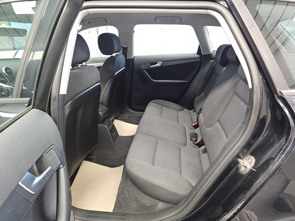 Audi A3 Sportback  bei Hoffmann Automobile in Wolfsburg kaufen und sofort mitnehmen - Bild 4