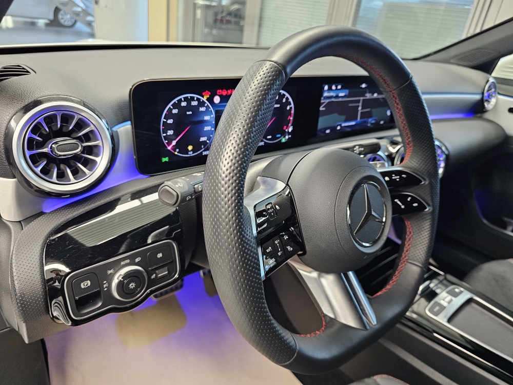 Mercedes-Benz A 180  bei Hoffmann Automobile in Wolfsburg kaufen und sofort mitnehmen - Bild 34