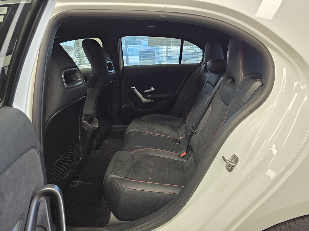 Mercedes-Benz A 180  bei Hoffmann Automobile in Wolfsburg kaufen und sofort mitnehmen - Bild 4