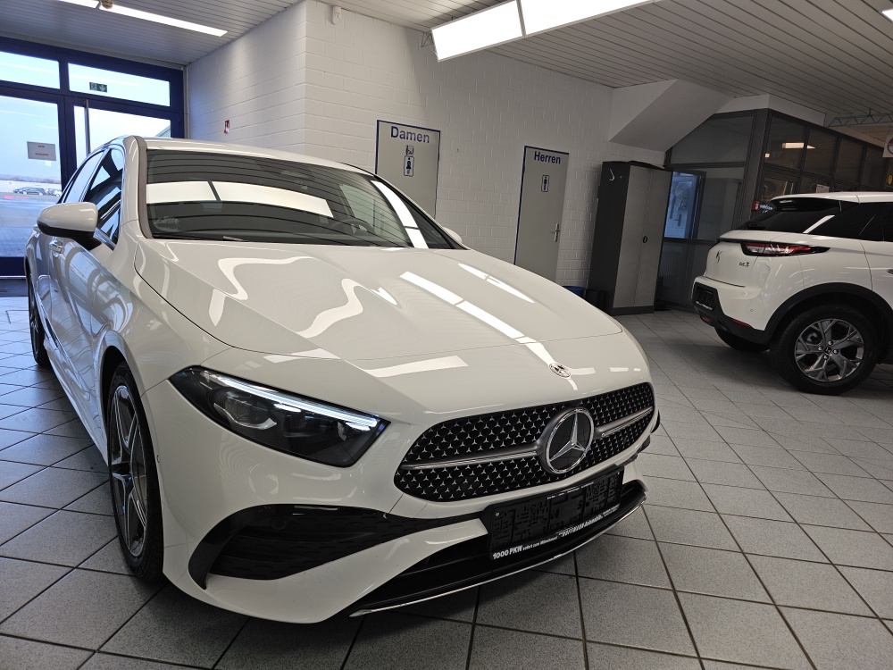 Mercedes-Benz A 180  bei Hoffmann Automobile in Wolfsburg kaufen und sofort mitnehmen - Bild 42