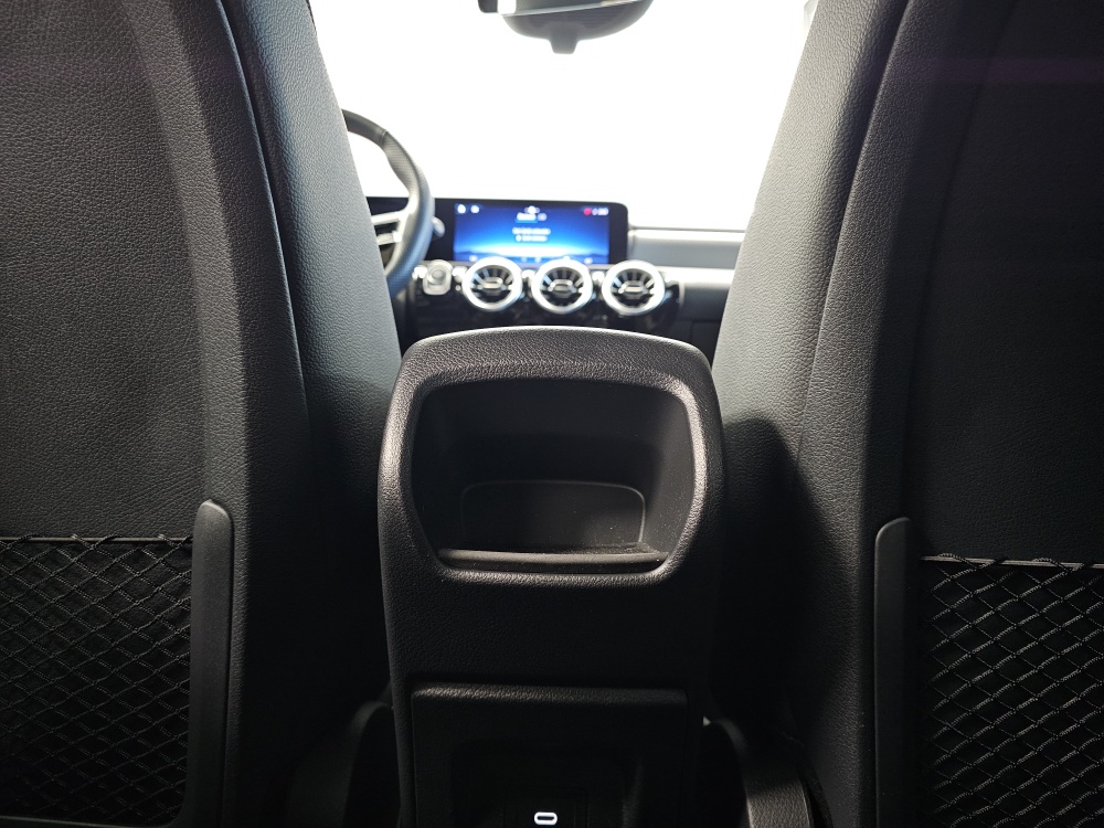 Mercedes-Benz A 180  bei Hoffmann Automobile in Wolfsburg kaufen und sofort mitnehmen - Bild 5