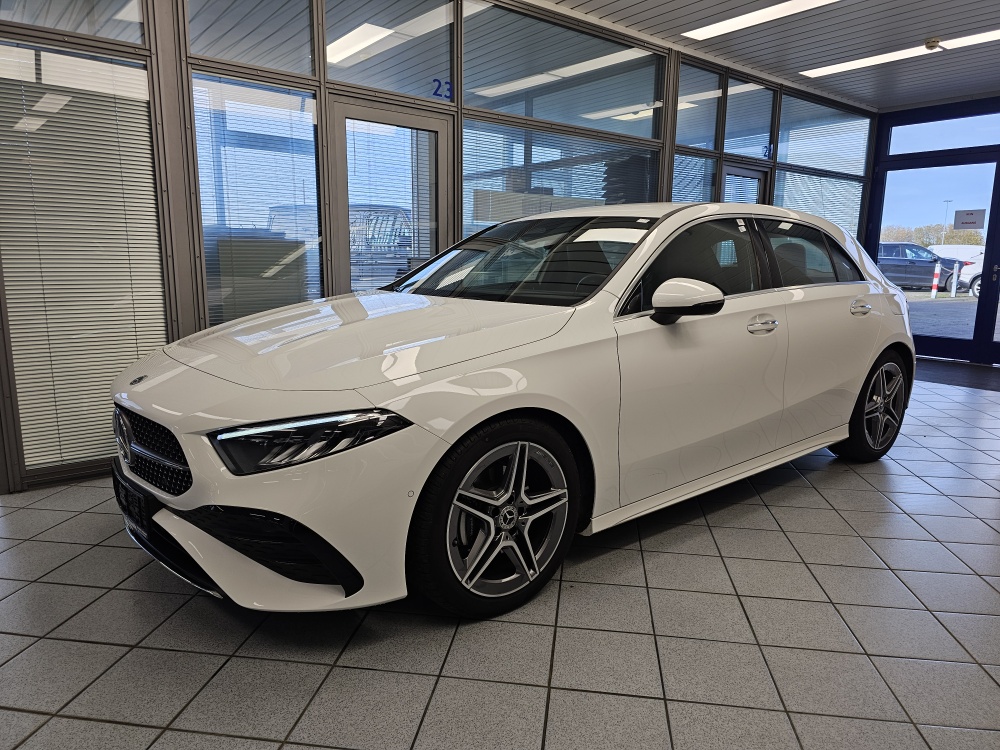 Mercedes-Benz A 180 AMG Line für nur 31.200,- € bei Hoffmann Automobile in Wolfsburg kaufen und sofort mitnehmen