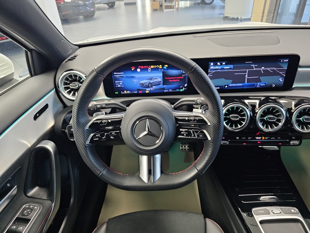 Mercedes-Benz A 180  bei Hoffmann Automobile in Wolfsburg kaufen und sofort mitnehmen - Bild 31