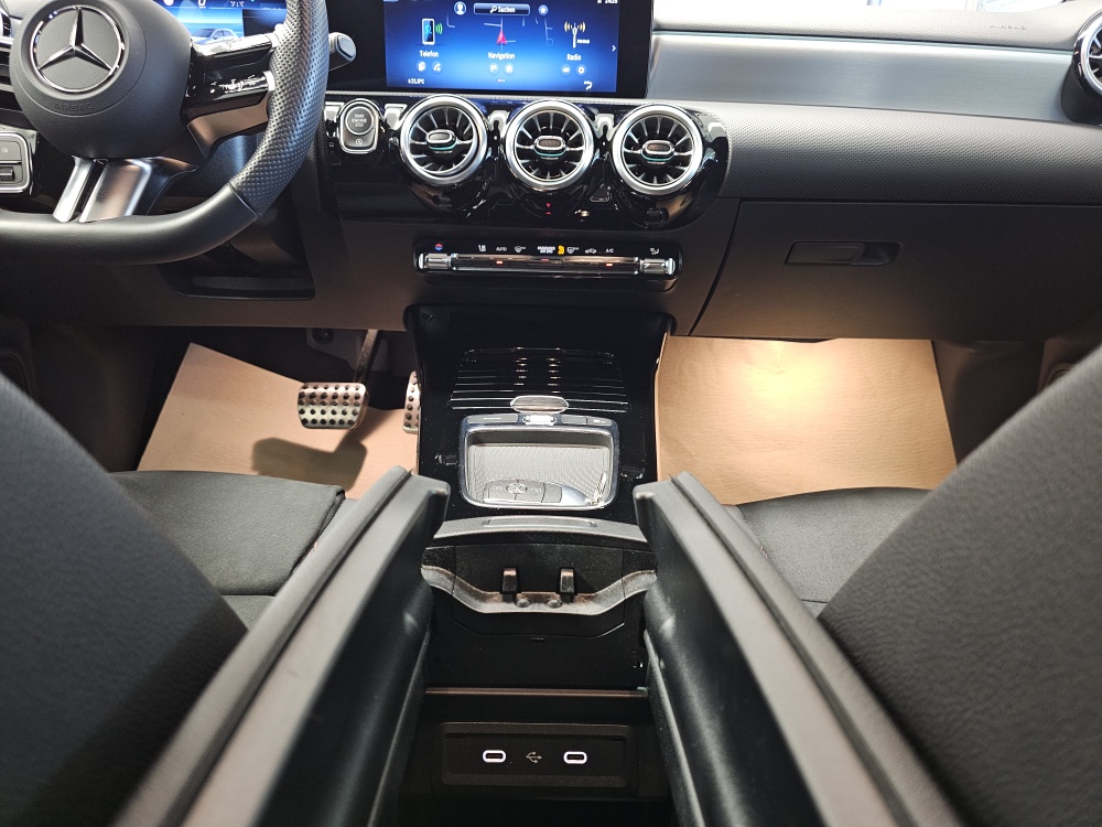 Mercedes-Benz A 180  bei Hoffmann Automobile in Wolfsburg kaufen und sofort mitnehmen - Bild 6