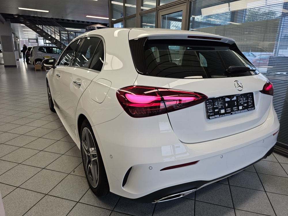 Mercedes-Benz A 180  bei Hoffmann Automobile in Wolfsburg kaufen und sofort mitnehmen - Bild 3