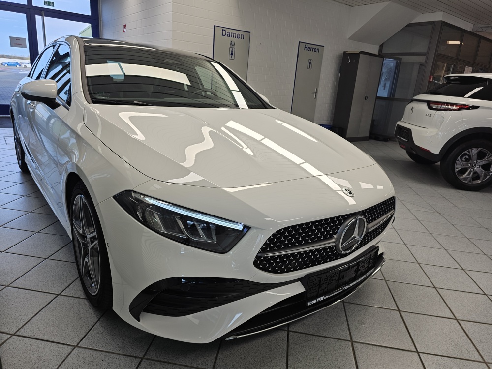Mercedes-Benz A 180  bei Hoffmann Automobile in Wolfsburg kaufen und sofort mitnehmen - Bild 42