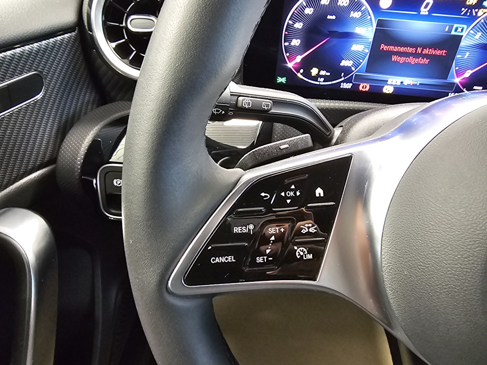 Mercedes-Benz A 180  bei Hoffmann Automobile in Wolfsburg kaufen und sofort mitnehmen - Bild 28