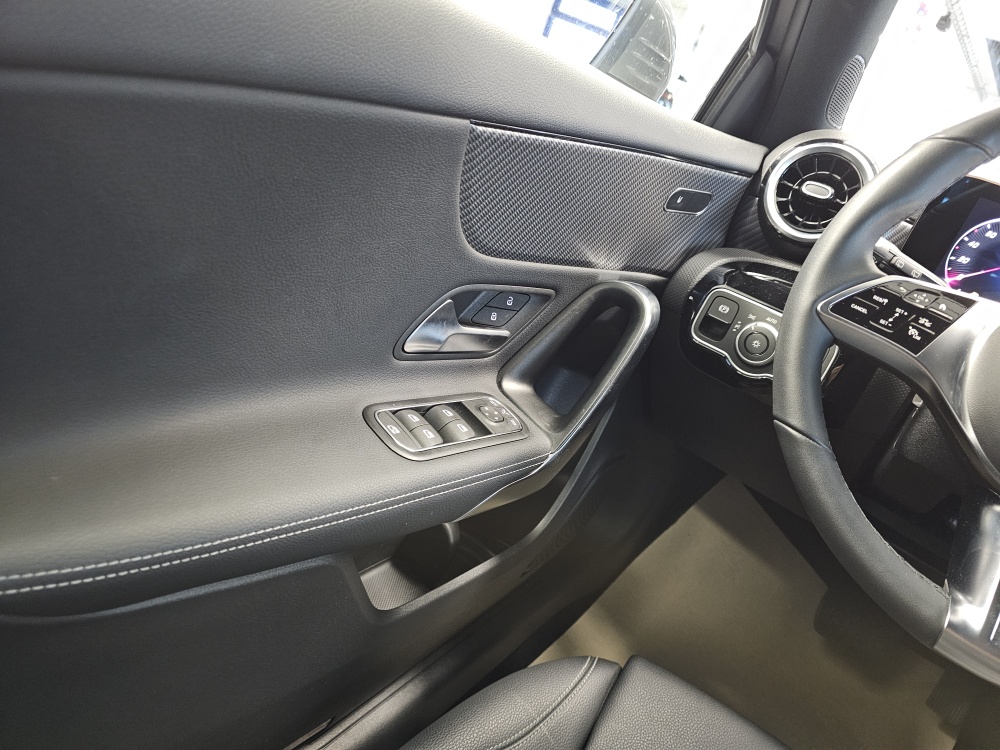 Mercedes-Benz A 180  bei Hoffmann Automobile in Wolfsburg kaufen und sofort mitnehmen - Bild 29