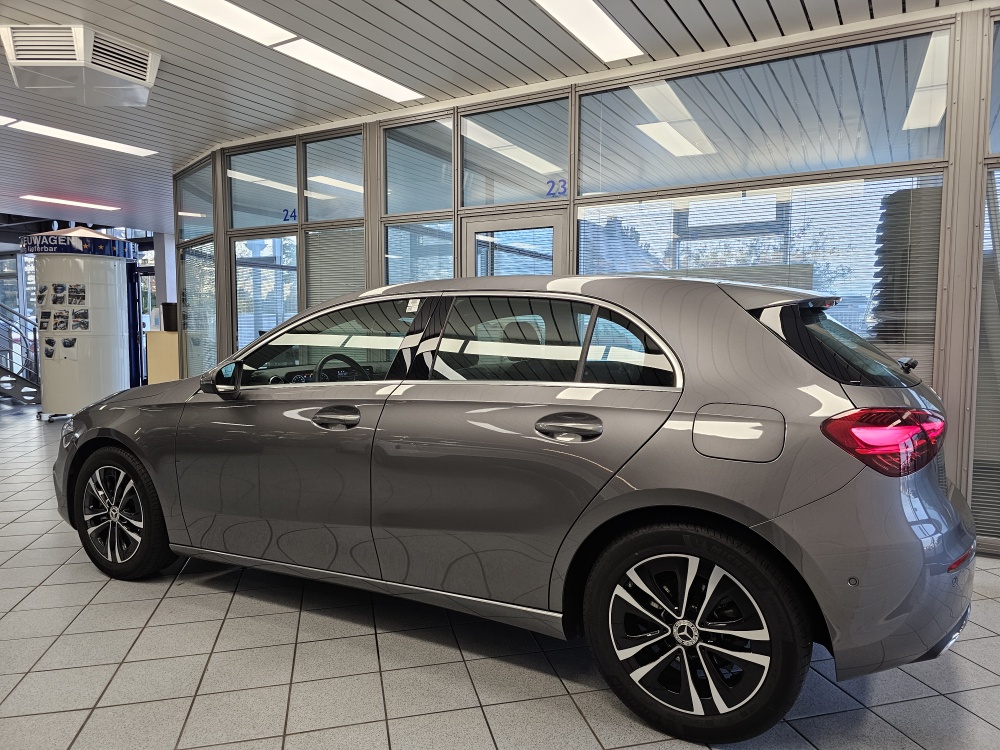 Mercedes-Benz A 180  bei Hoffmann Automobile in Wolfsburg kaufen und sofort mitnehmen - Bild 36