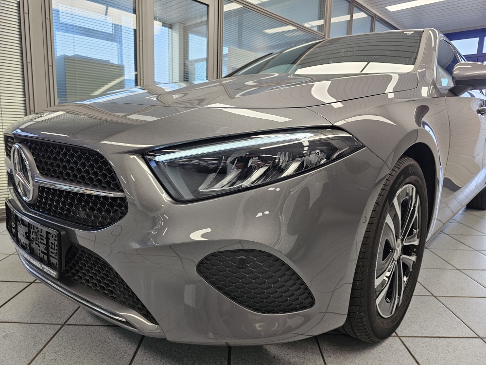 Mercedes-Benz A 180  bei Hoffmann Automobile in Wolfsburg kaufen und sofort mitnehmen - Bild 37