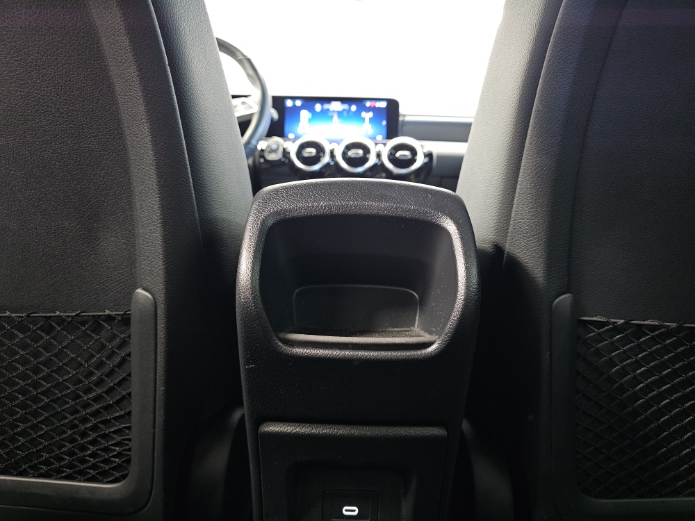 Mercedes-Benz A 180  bei Hoffmann Automobile in Wolfsburg kaufen und sofort mitnehmen - Bild 5