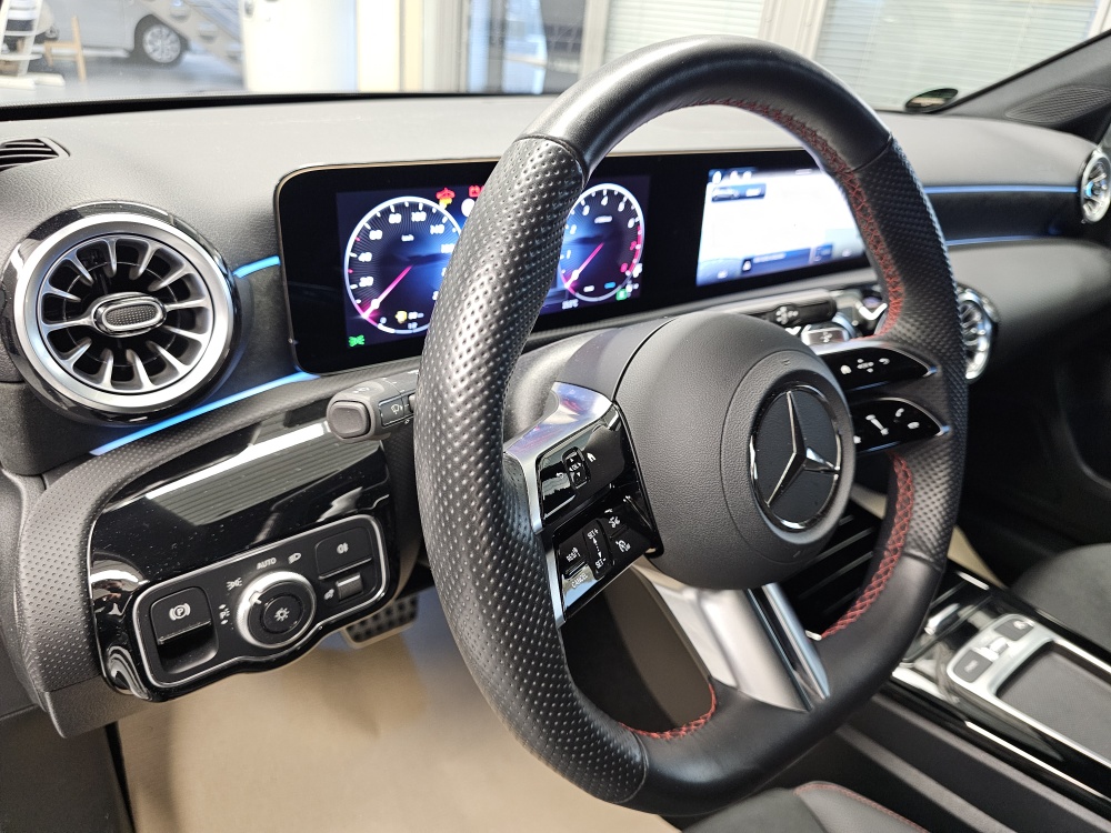 Mercedes-Benz A 180  bei Hoffmann Automobile in Wolfsburg kaufen und sofort mitnehmen - Bild 32